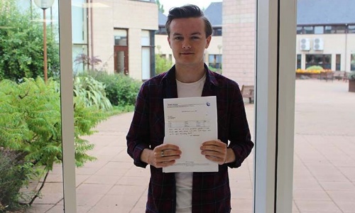 Latest News » Here’s our top performing A Level students