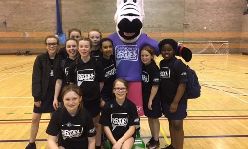 Latest News » Year 7 girls win bronze in the School Games basketball tournament